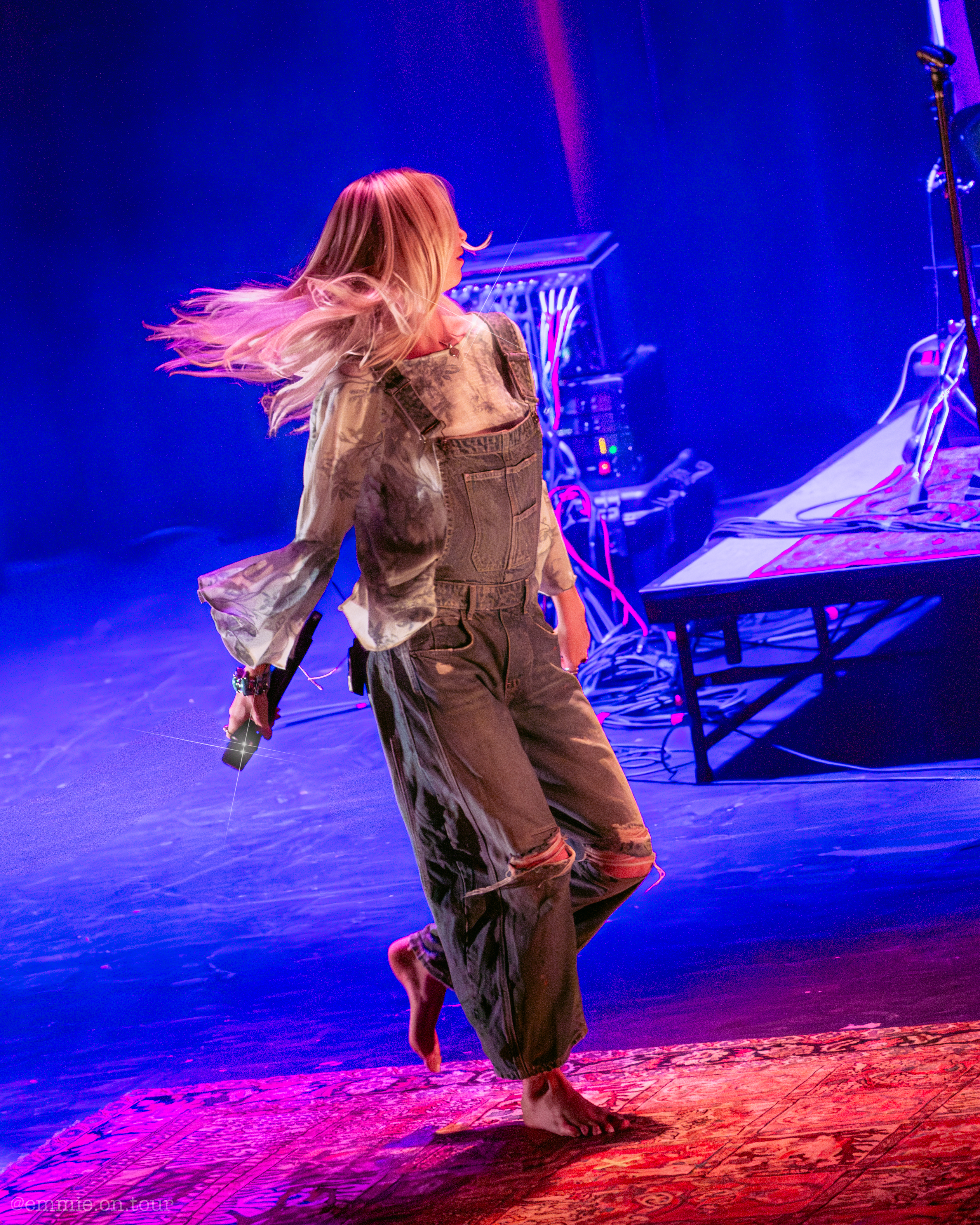 Photo Gallery and Show Review: Claire Rosinkranz in Illinois